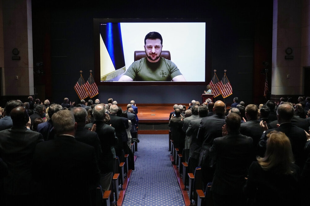 烏克蘭總統澤蘭斯基16日向美國參眾兩院進行演說。（美聯社）