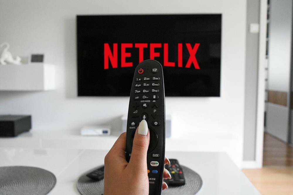 觀賞Netflix示意圖。（圖片取自pixabay）