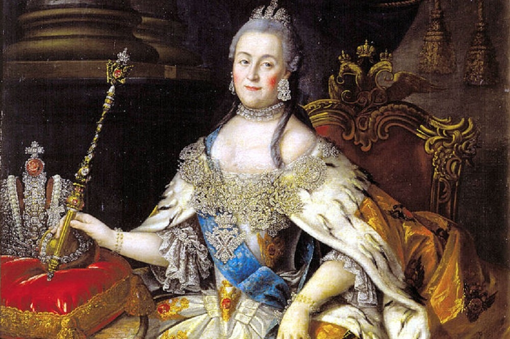 葉卡捷琳娜在啟蒙思想的薰陶下思想開明且能適才而用，不同於前後任的沙皇保守且信任貴族，她的治理任內人才濟濟。（維基百科）