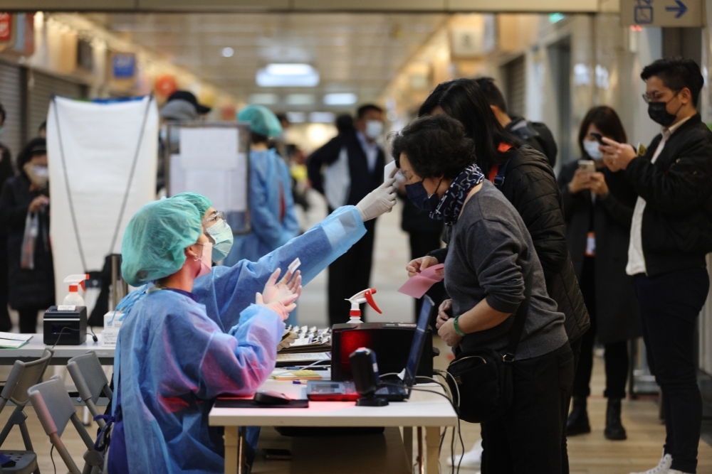 台北市衛生局統計2020年初至今，已累積485件因違反疫情相關的裁罰事件。示意圖。（資料照片／陳愷巨攝）
