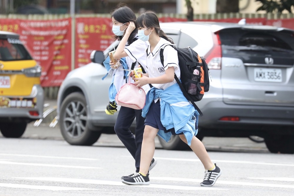 台北市今天決議下周起國高中採遠距教學一周，學生免到校上課。示意圖。（王侑聖攝）