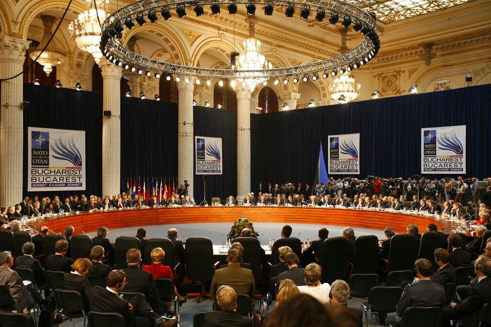 北約領袖和各會員國代表齊聚召開會議。（資料照片／美聯社）