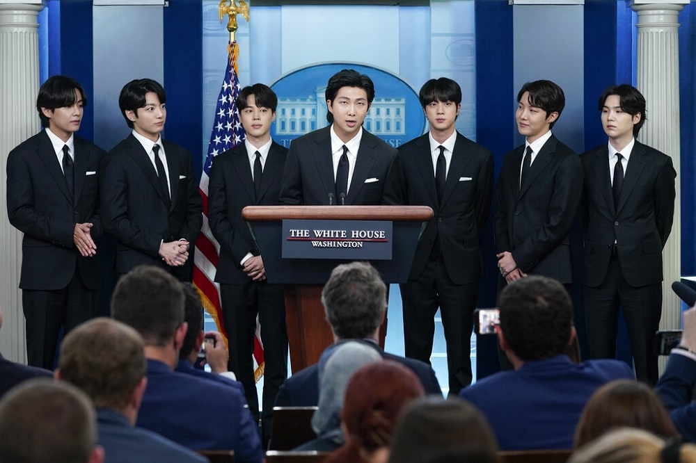 南韩男团BTS出席白宫记者会。（美联社）(photo:UpMedia)