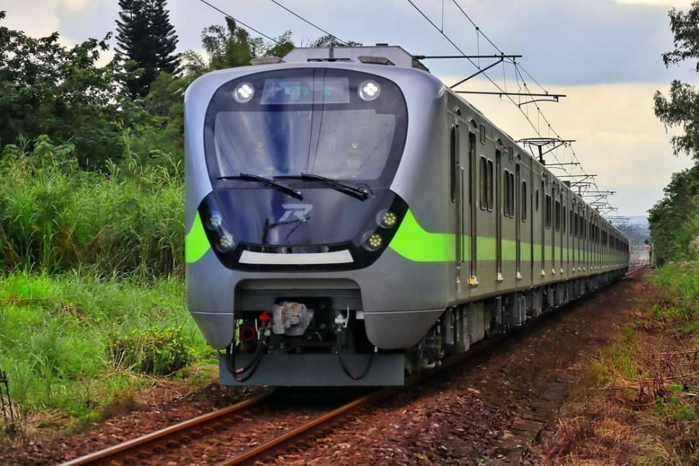 台鐵EMU900型列車9日傍晚再因動力異常，於樹林至基隆間停駛。（台鐵提供）