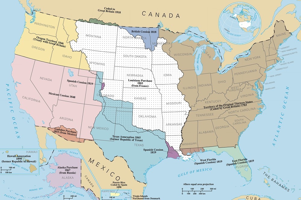 墨西哥割讓地（英語：Mexican Cession）在圖左中間橘色部分，指的是美墨戰爭中戰敗方墨西哥於1848年割讓給美國的土地，現今為美國西南方的州。這個區域不包含原先獨立而後併入美國的德克薩斯共和國，土地面積有529,000平方哩。（圖片摘自維基百科）