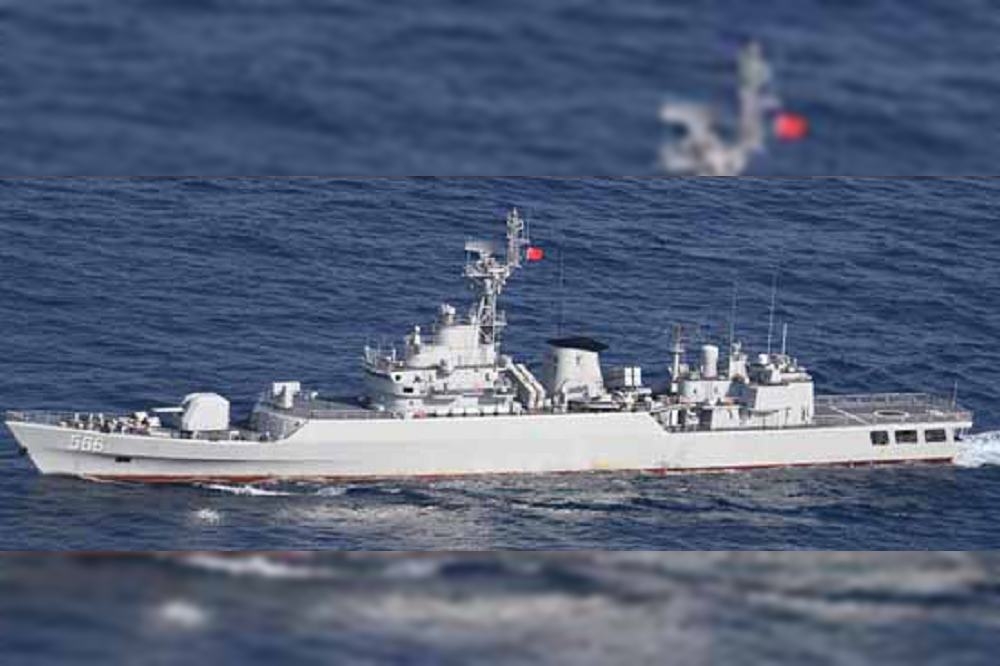日本防衛省指出，中國海軍護衛艦「懷化號」4日駛入釣魚台海域。（取自日本防衛省）