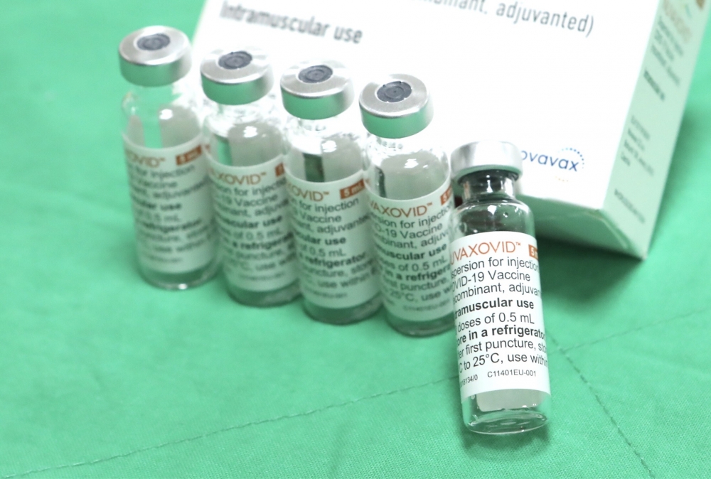 首批Novavax疫苗在6月30日抵台，各縣市7月8日起陸續開放施打。（王侑聖攝）