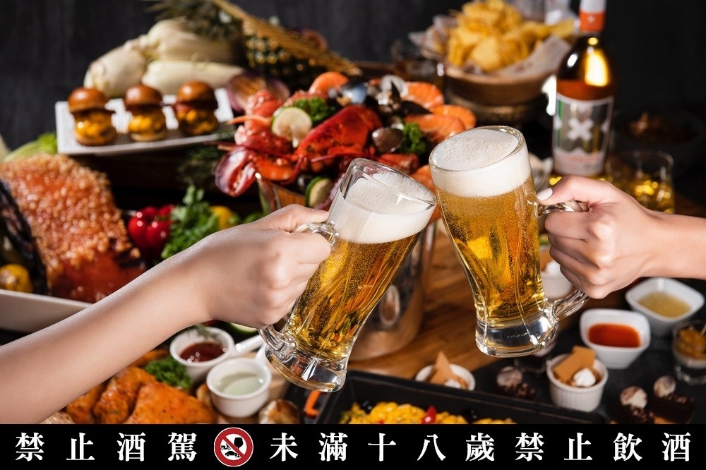 「遠東 Café」即日起至 8 月 31 日推出「夏日火烤季」（台北遠東香格里拉提供）