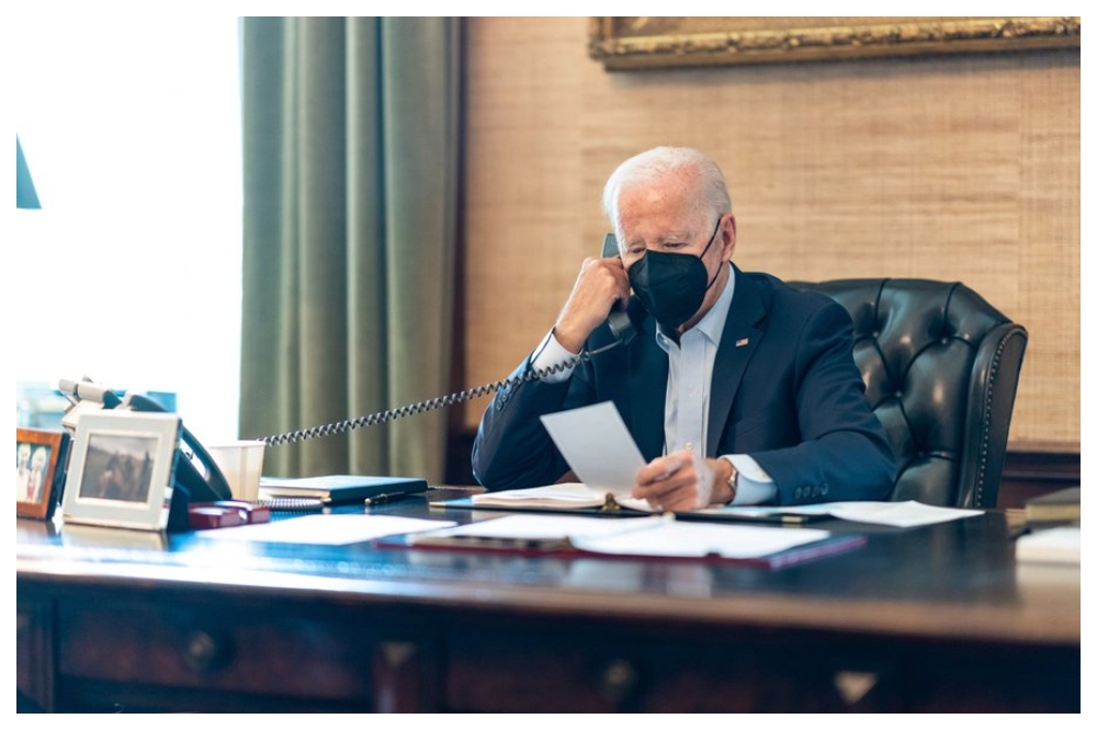 美國總統總統拜登確診，在白宮隔離辦公。（取自白宮推特）