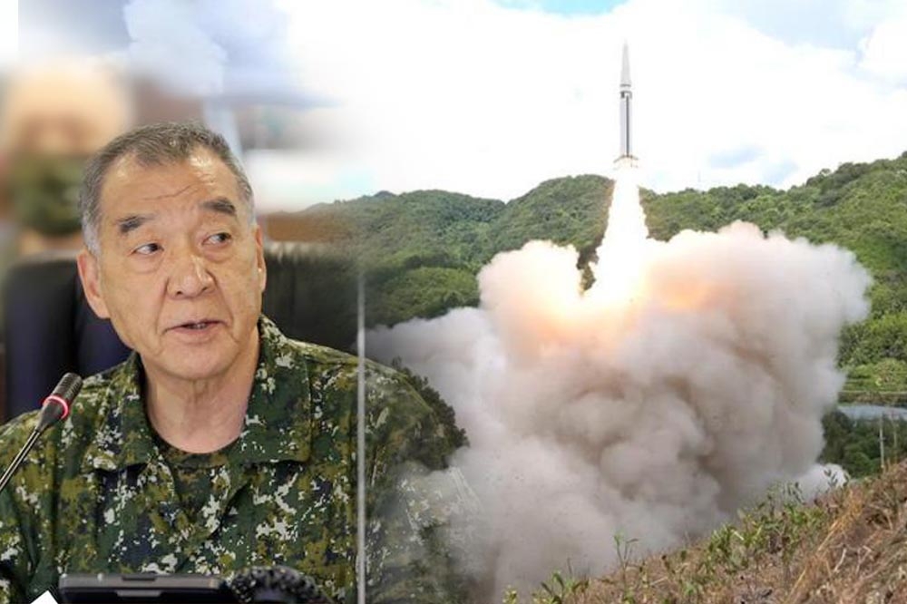 Fw: [新聞] 國防部長主張公布解放軍飛彈穿越台北上空