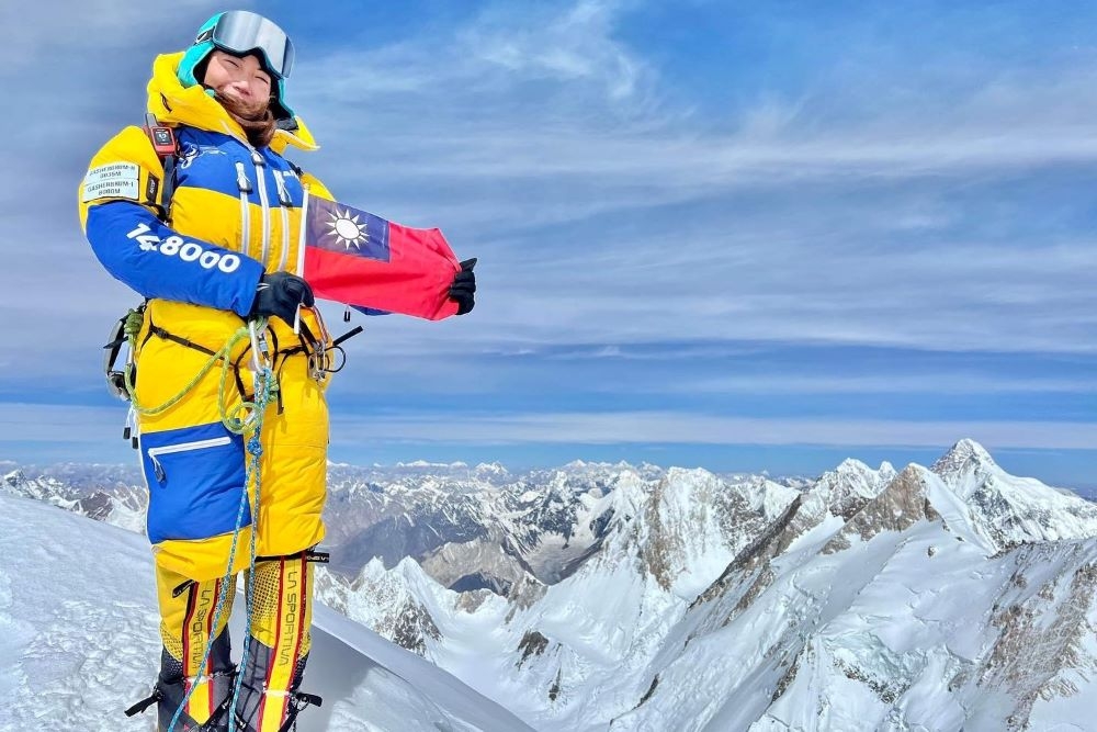 曾格爾連續攀完8000公尺級的G1、G2高峰。（取自曾格爾臉書）