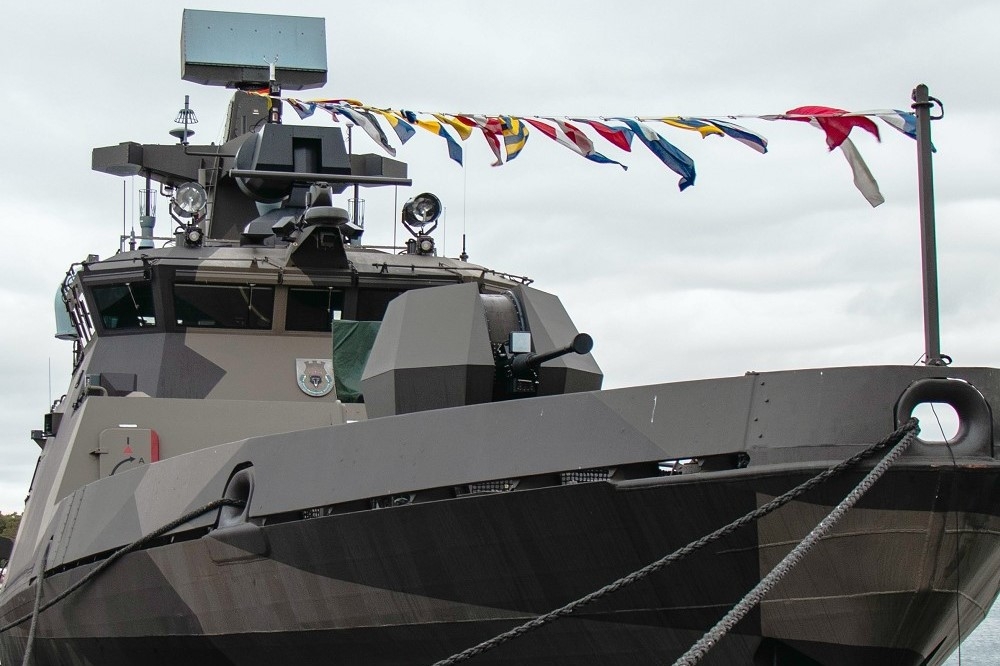 完成MLU計畫的哈米納級第4艘「波里號」，艦艏已換裝40快砲。（取自派翠亞網站）