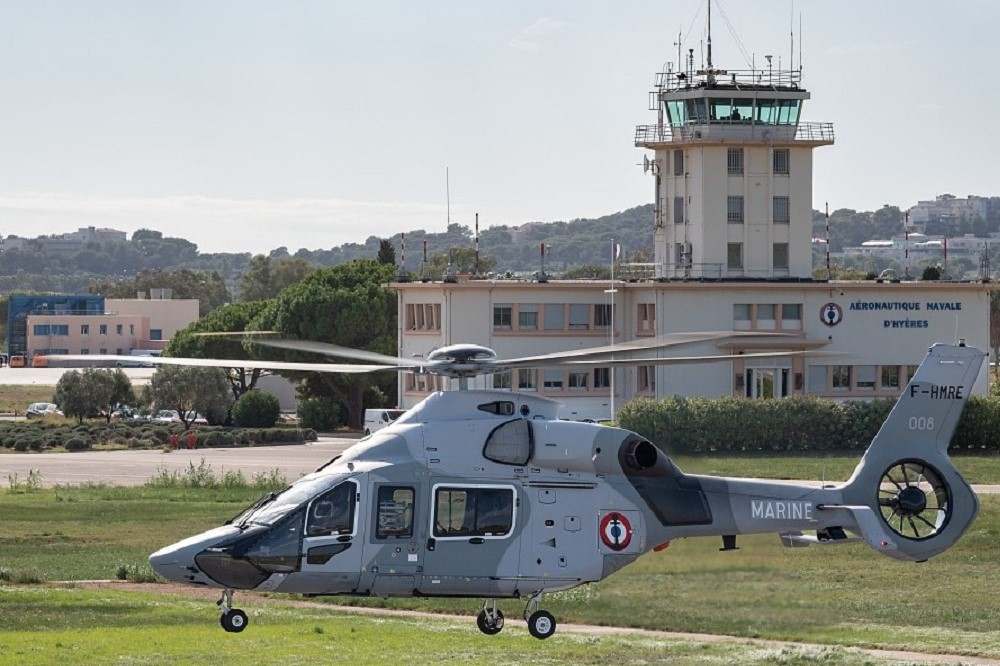 法國海軍「臨時機隊」首架H160直升機正式交機。（取自法國海軍）