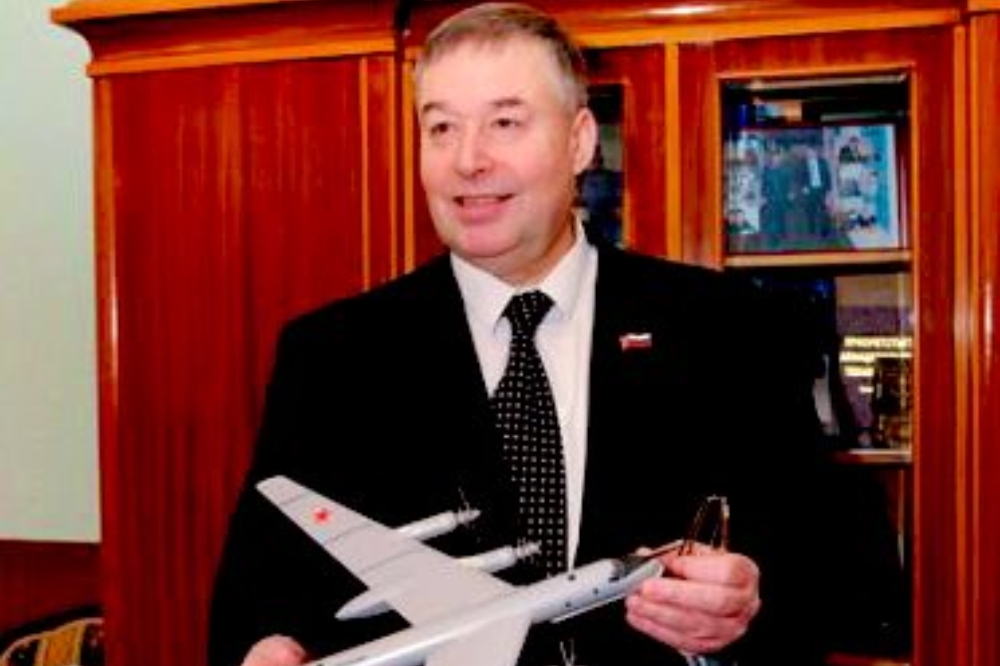 俄羅斯飛航專家格拉申科意外死亡，成為最新一起俄國寡頭離奇死亡事件。 （取自推特@runews）