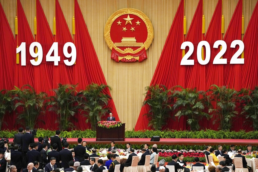 9月30日中國國慶前夕，中國國務院總理李克強在北京人民大會堂參加國慶招待會。（美聯社）