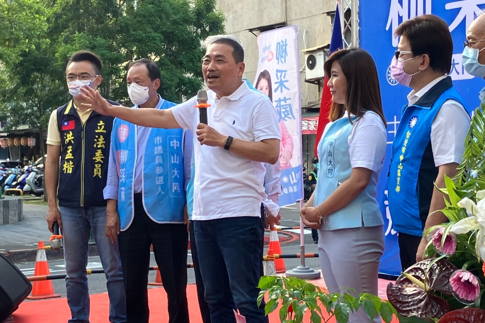 被視為藍營「最強諸侯」的新北市長侯友宜，今午首度跨區至台北市輔選。（楊毅攝）