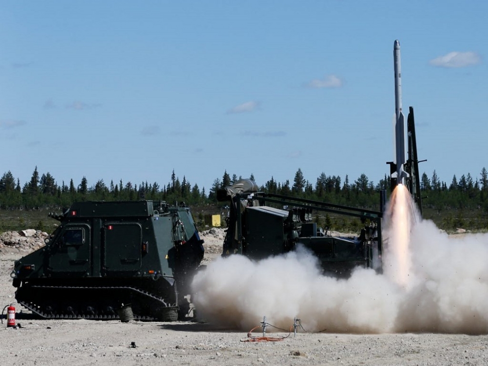 瑞典现役的IRIS-T防空飞弹系统，以贝宜系统的Bv410多用途履带车作为载具。（取自瑞典武装部队）(photo:UpMedia)