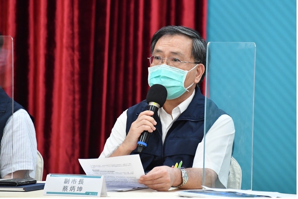 台北市副市長蔡炳坤7月腦中風昏迷，至今仍未清醒，14日出院返家休養。（資料照片／台北市政府提供）