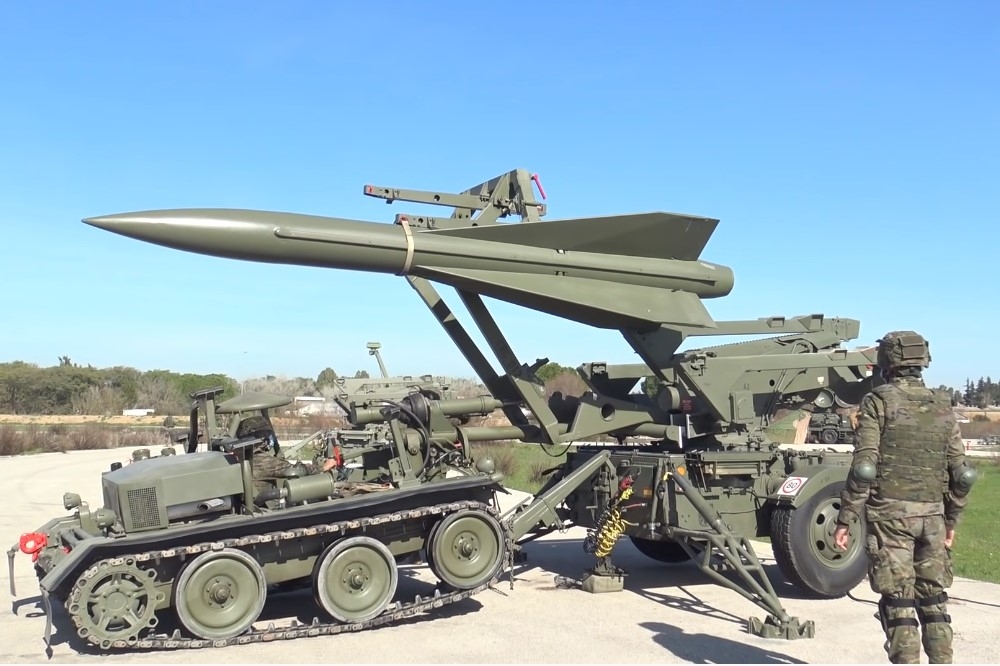 西班牙将提供的「鹰式」中程防空飞弹系统，是该国陆军第74防砲团现役装备。（截自影片）(photo:UpMedia)