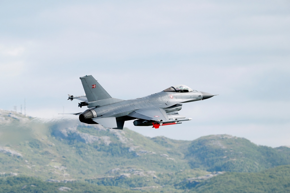 挪威空軍的F-16戰機，即將改披羅馬尼亞戰袍。（取自挪威空軍）