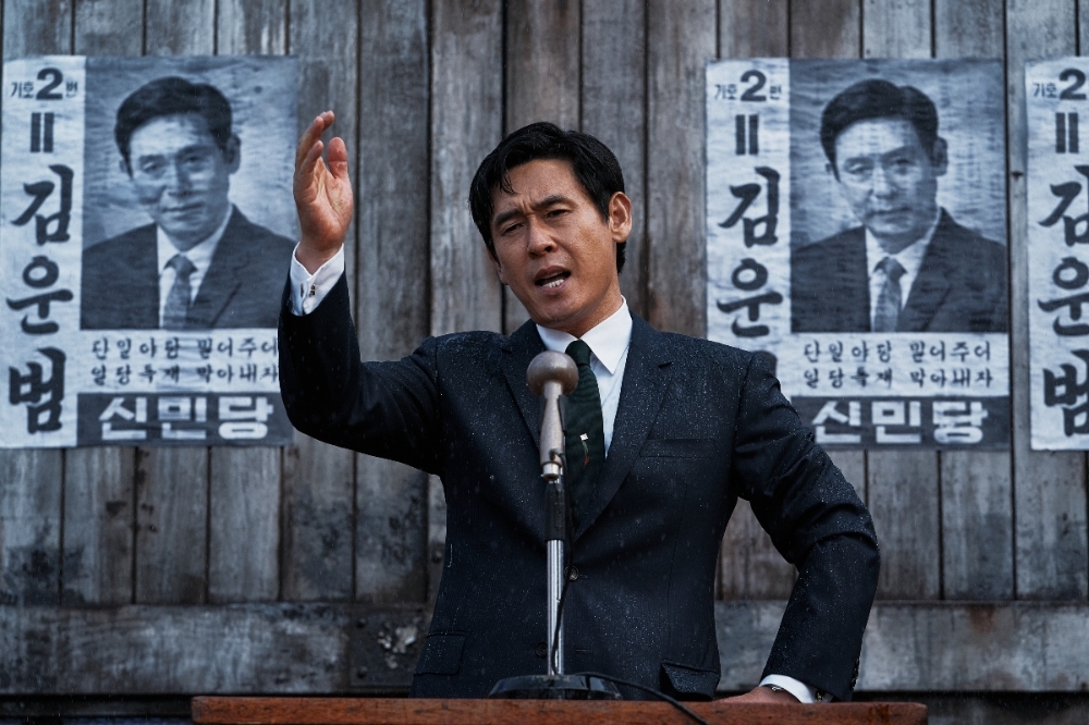 薛景求在《王者製造》中本來要扮演韓國前總統金大中，但他覺得難以消化，和導演討論之後，決定開創一個全新的角色。（華映提供）