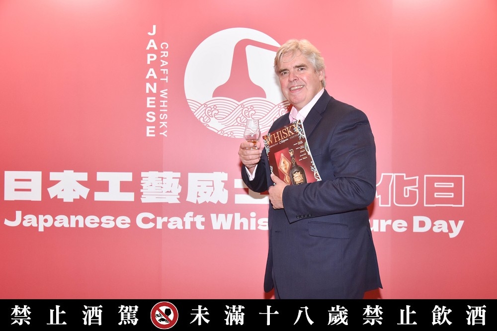 國際威士忌權威雜誌《Whisky Magazine》、Whisky Live 創辦人，同時身兼 Master of the Keepers of the Quaich 頭銜的 Damian Riley-Smith 親自來台參展。（華揚國際展覽有限公司提供）