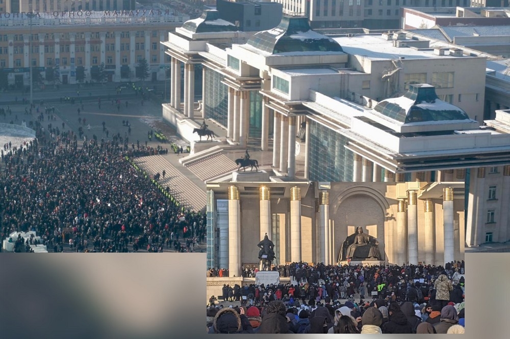 蒙古爆發大規模示威，大批群眾聚集在政府機構所在的「國家宮」周遭，抗議官員貪腐。（取自推特）