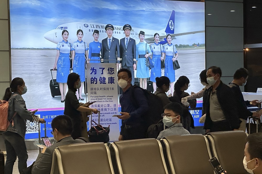 義大利決定對中國旅客進行篩檢。圖為江西省一機場的候機室。（美聯社）