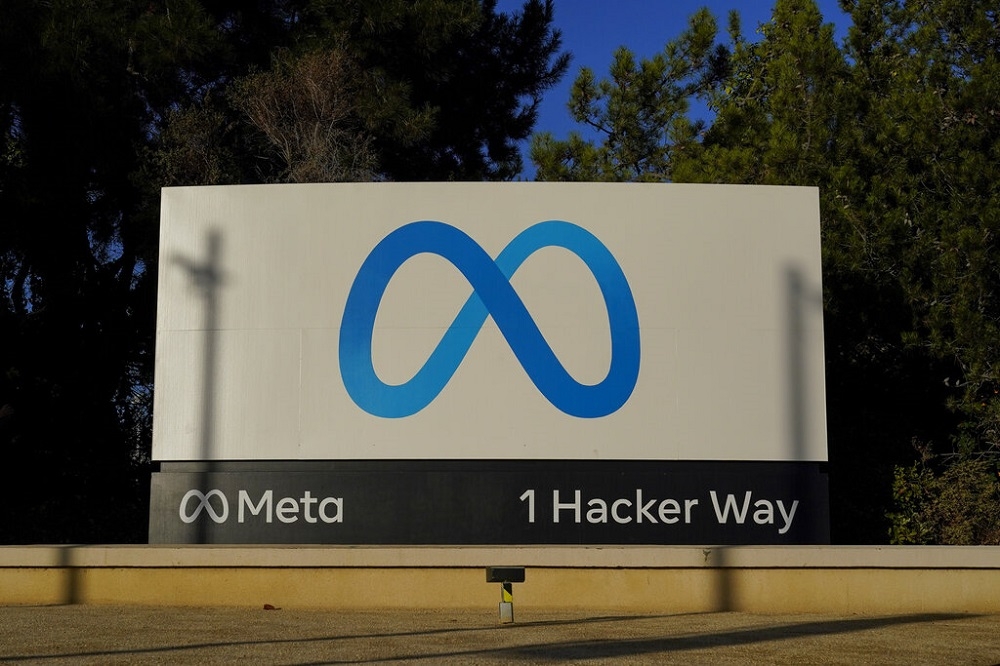 Meta位於美國加州門洛公園（Menlo Park）的總部外。（資料照片／美聯社）