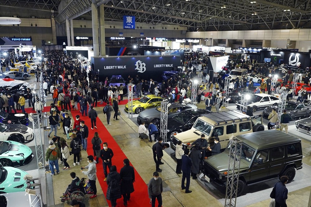 日本去年万物皆涨，核心消费者物价指数也是分别创下12月单月同期和全年的新高。图为在千叶县举办的车展。（美联社）(photo:UpMedia)