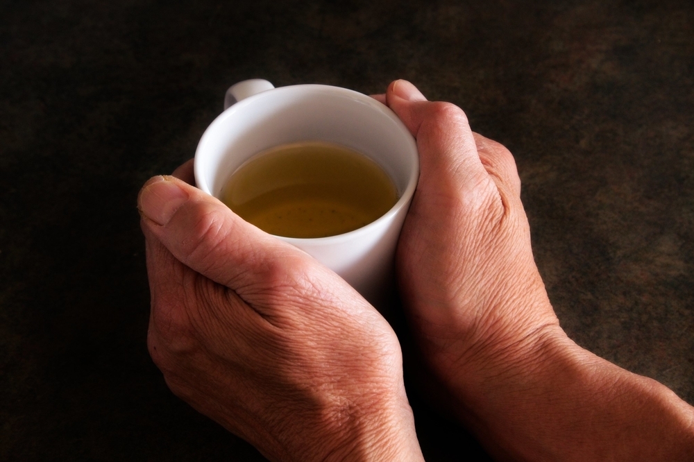 茶示意圖（2023 © Dat Tuanlam , Hot tea on a cold day. It is so comfort ! @ Flickr, CC BY-SA 2.0.）