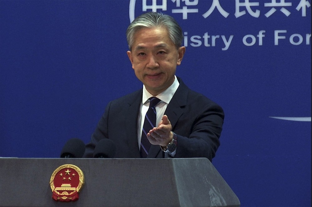 中國外交部發言人汪文斌警告，中國將對美國公司與機構進行反制。（美聯社）