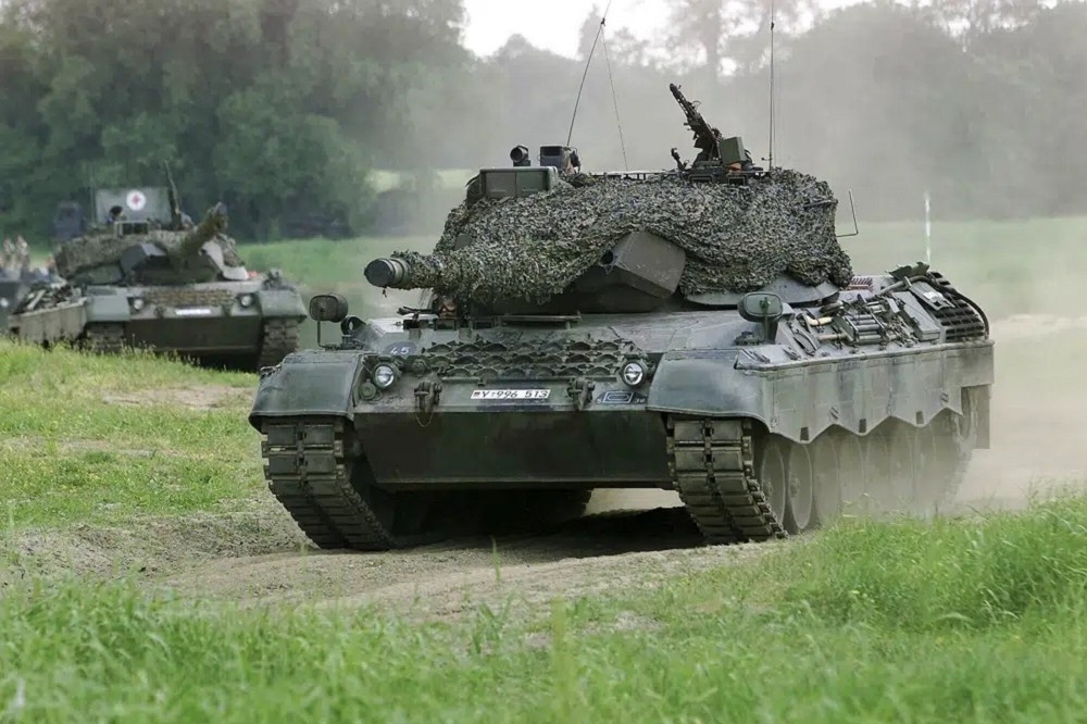 「豹1A5」的火力已足以對抗較舊型的俄軍戰車、或是各種主戰車以下的裝甲／無裝甲車輛。（美聯社）