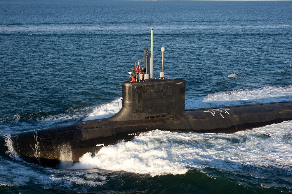 因應中國印太軍事擴張，澳洲擬向美購買5艘維吉尼亞級核攻擊潛艦，圖為美軍「密西西比號」（SSN 782）浮航畫面。（取自DVIDS網站）