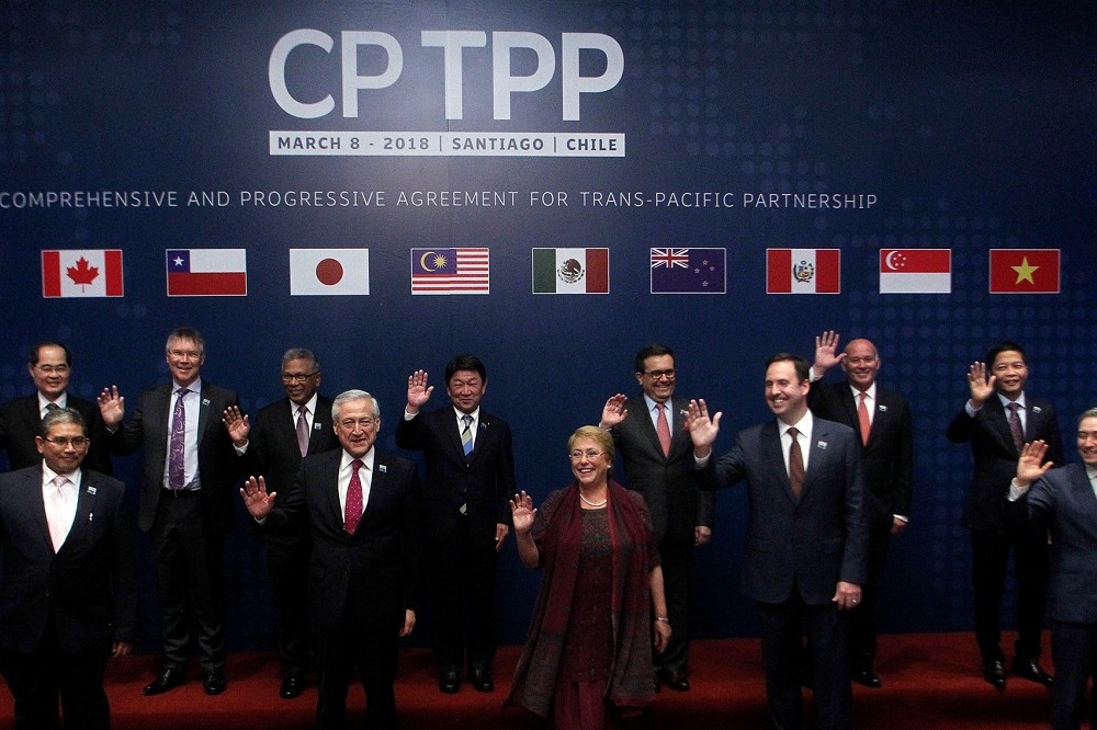 外交部9日表示，CPTPP有機會在今年7月展開新成員入會申請討論，我國將爭取成立台灣入會工作小組。圖為2018年CPTPP會員國在智利簽署協議。（取自CPTPP臉書）