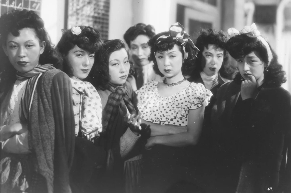溝口健二執導的1948年電影《夜の女たち》以日本戰後美軍慰安婦為題材（圖片取自網路）