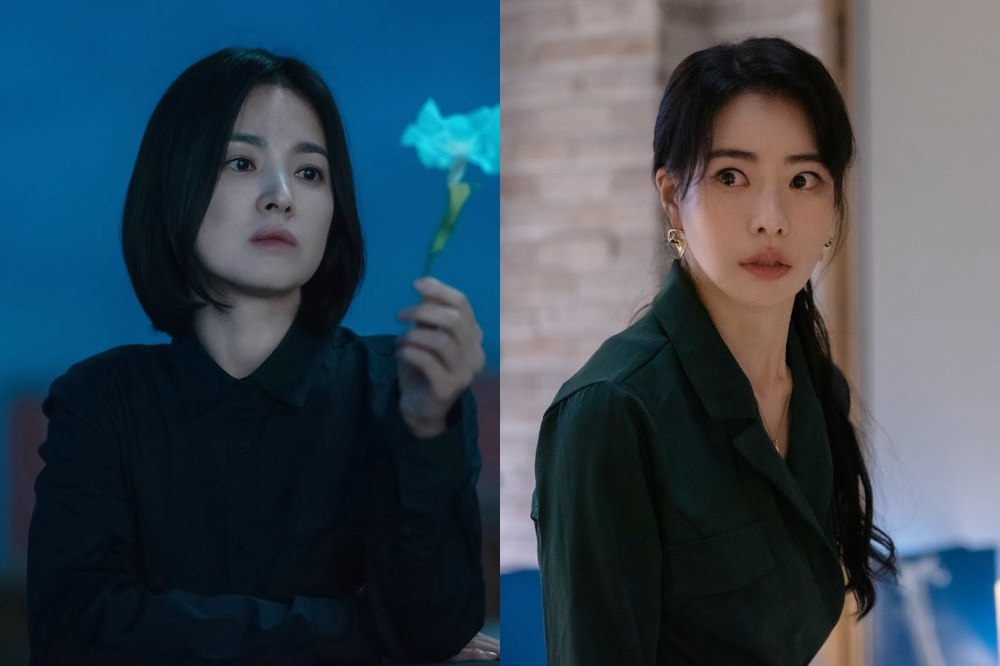 《黑暗榮耀》第二季播出後話題持續延燒，韓國網友點名包括林智妍（右）在內的「演技最強3位演員」，排名卻不見宋慧喬（左）引發網友熱議。（取自Netflix）