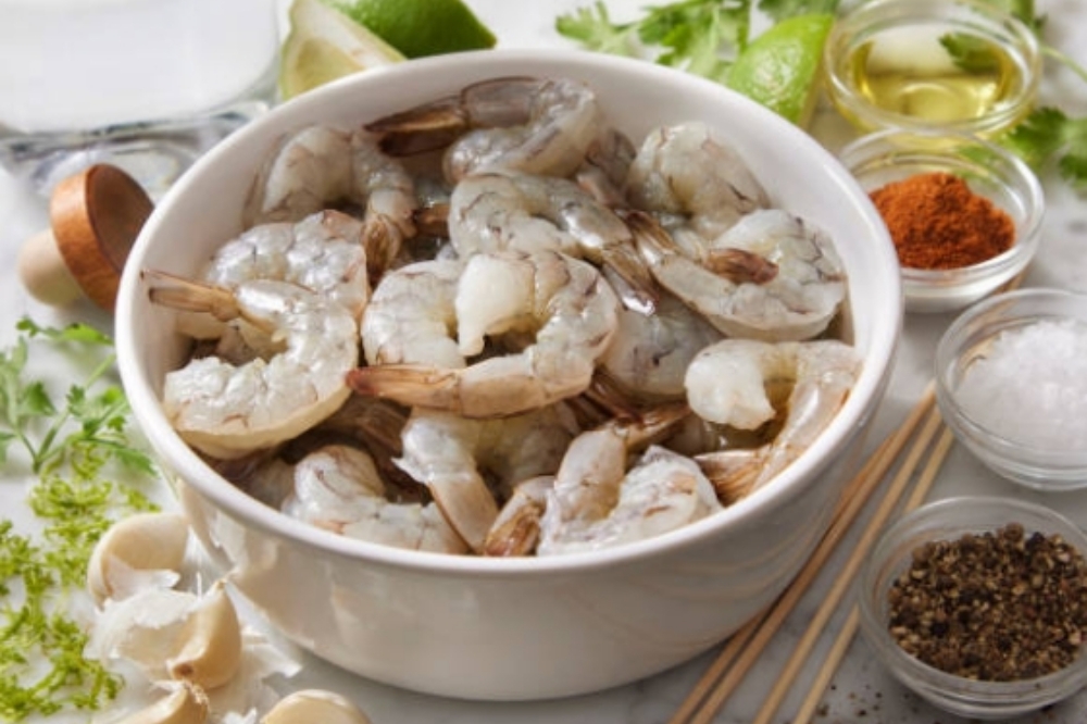 農委會漁業署表示，白蝦進口國多，不會受斷交影響。（取自pixabay）