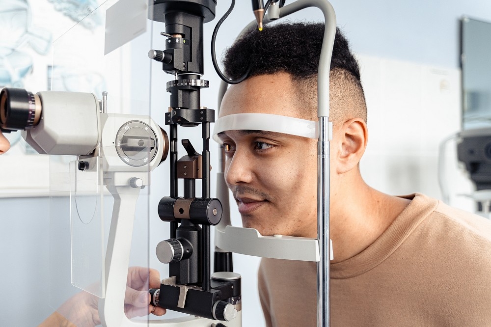 最新研究發現，透過眼科檢查，可能提早診斷出阿茲海默症與失智症的徵兆。（取自Pixabay）
