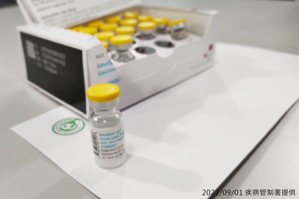 疾管署6日公布國內新增2例本土猴痘確定病例，均為北部本國籍男性。圖為施打猴痘疫苗。（資料照片／疾管署提供）
