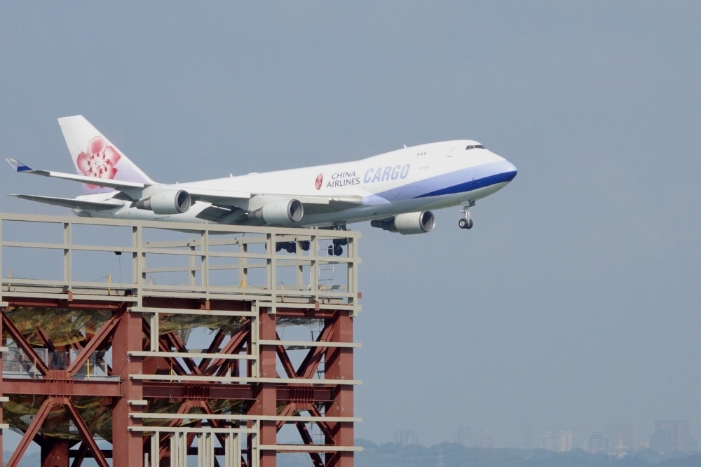 中國宣布將在台灣北方劃設禁航區3天，預計約影響33個航班，交通部預計今晚9點發布飛航通告。（資料照片／張哲偉攝）