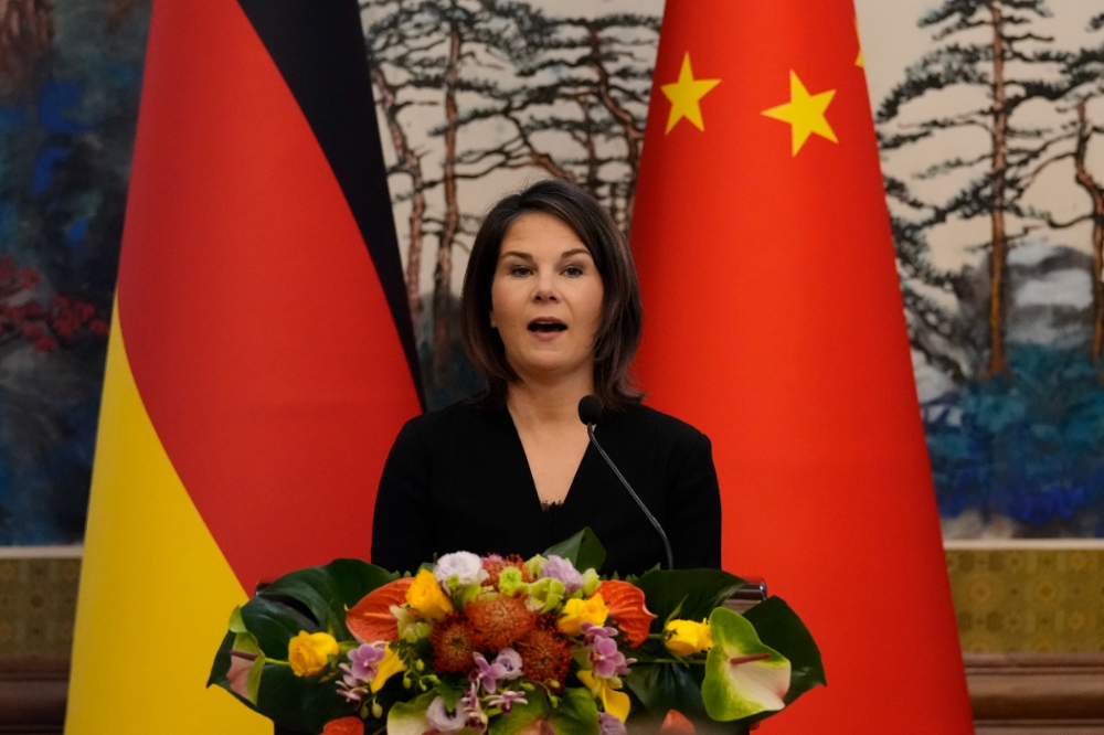 德國外長貝爾柏克（Annalena Baerbock）訪中期間公開表達關切台海安全，呼籲中方和平解決分岐。（美聯社）