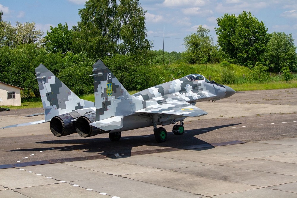 烏軍企圖策反俄軍戰機叛逃計畫失敗，反而中計洩露備用機場情資蒙受慘重損失。圖為烏軍升級後的MiG-29MU1戰機。（取自UOP）