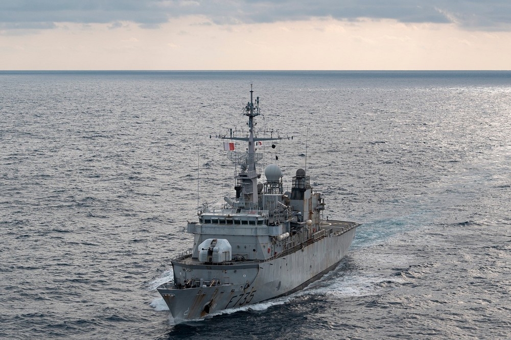 歐盟外交代表波瑞爾，投書法媒呼籲歐洲海軍應聯合加強巡弋台海。圖為日前通過台海的法艦同型艦「芽月號」（F735）。