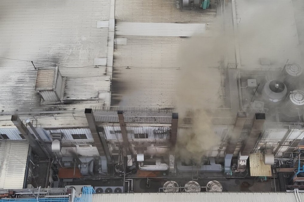 聯華食品北斗廠廠區今上午發生火警，目前已造成至少7人死亡、15人輕重傷。（彰化消防局提供）