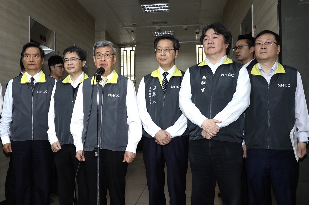 行政院長陳建仁宣布，中央流行疫情指揮中心將於5月1日正式退場。（王侑聖攝）