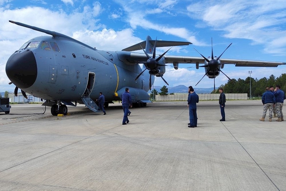 土國空軍投入C-130、A400M在內共5架運輸機支援蘇丹撤僑任務，圖為正準備前往蘇丹的A400M。（取自土耳其國防部網站）