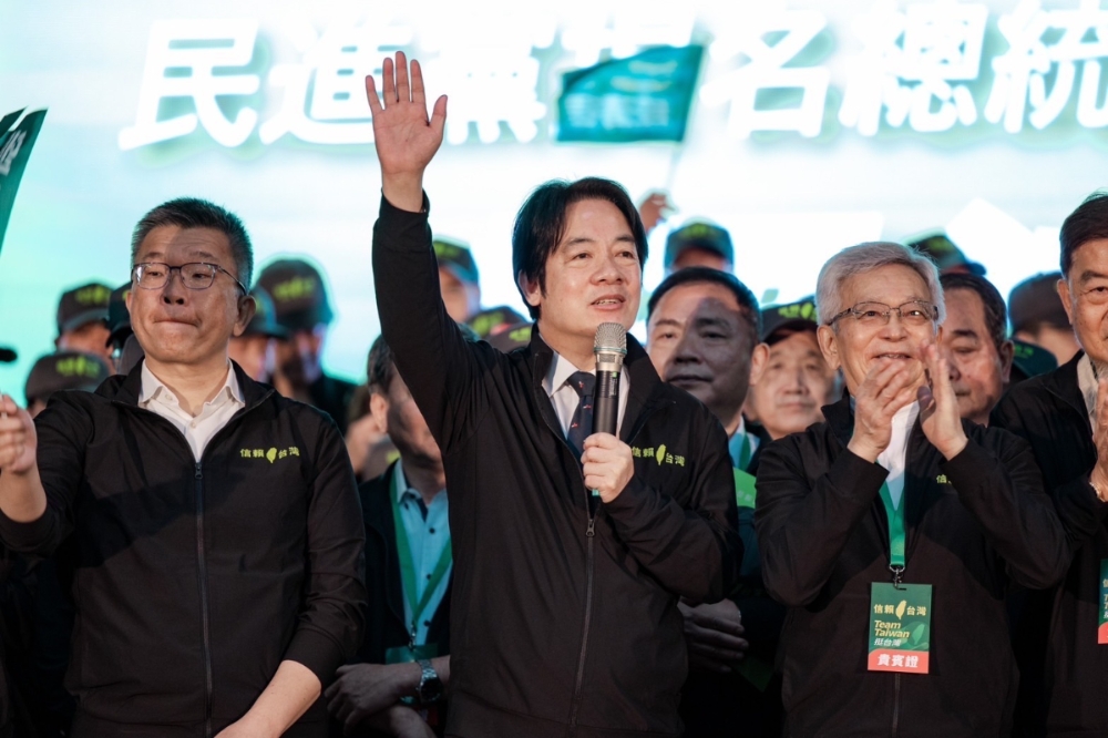 民進黨主席賴清德今天（30日）出席「台中市信賴台灣之友會」成立大會。（民進黨提供）