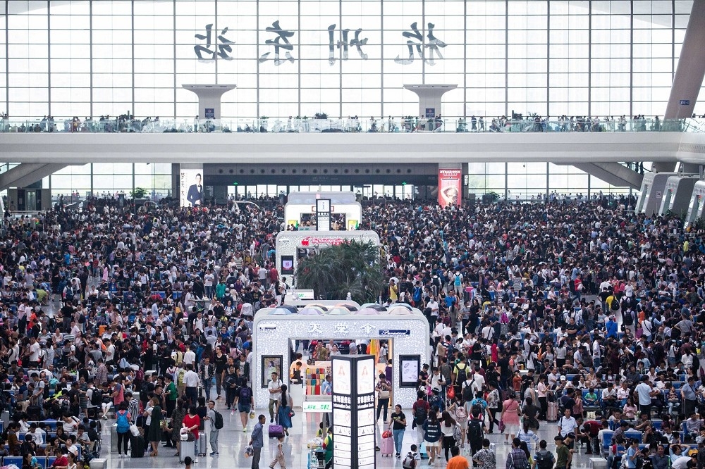 [爆卦] 中國五一旅遊人均消費衰退16%