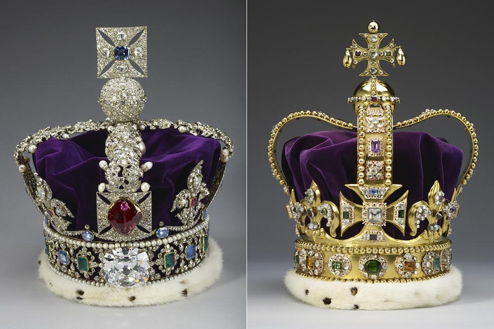 查爾斯三世在加冕典禮將戴上聖愛德華王冠（右），日後有重要儀式場合則戴帝國王冠（左）。（合成畫面／取自royal.uk）